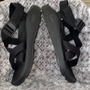 Chaco Black Strappy Sandals Men’s.  Lightly worn.  No tears or marks/scratches.